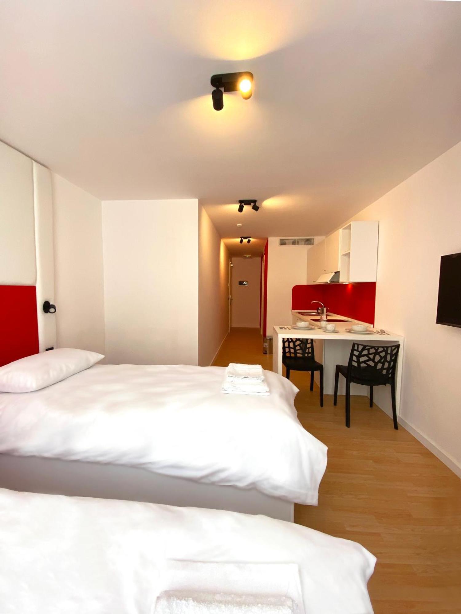 Citizen Suites Слима Экстерьер фото